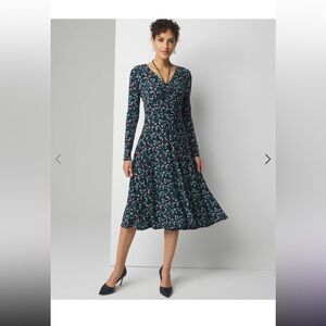 White House black market abstract wings L/S ruched front midi dress xs